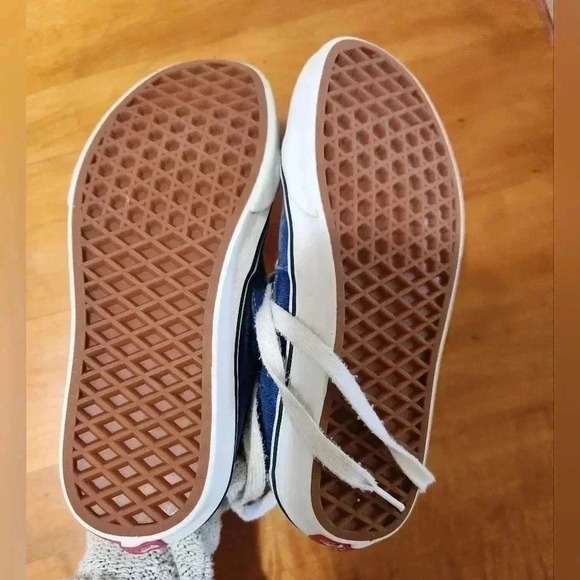 VANS Sk8-Hi Top Shoes Blue Suede Slip Unisex Big Kids 4 - Picture 3 of 11